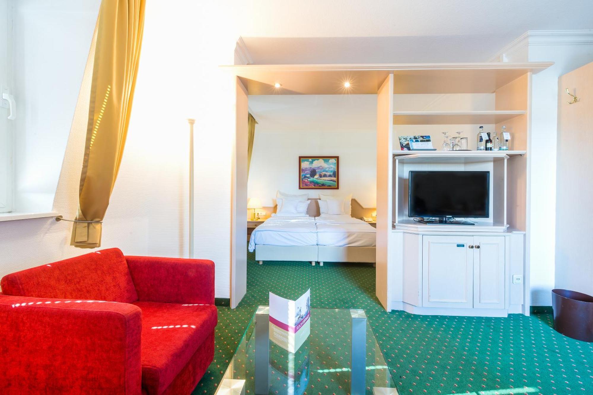 Hotel FREIZEIT IN Göttingen Zimmer foto